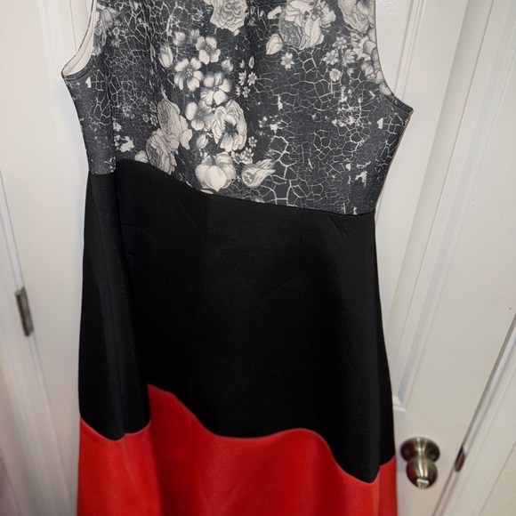ASOS Black White and Red A-Line Maternity Dress Sz: 12 NWT - Picture 9 of 14